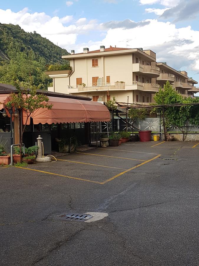 Macloud Pub B&B Sarnico Zewnętrze zdjęcie